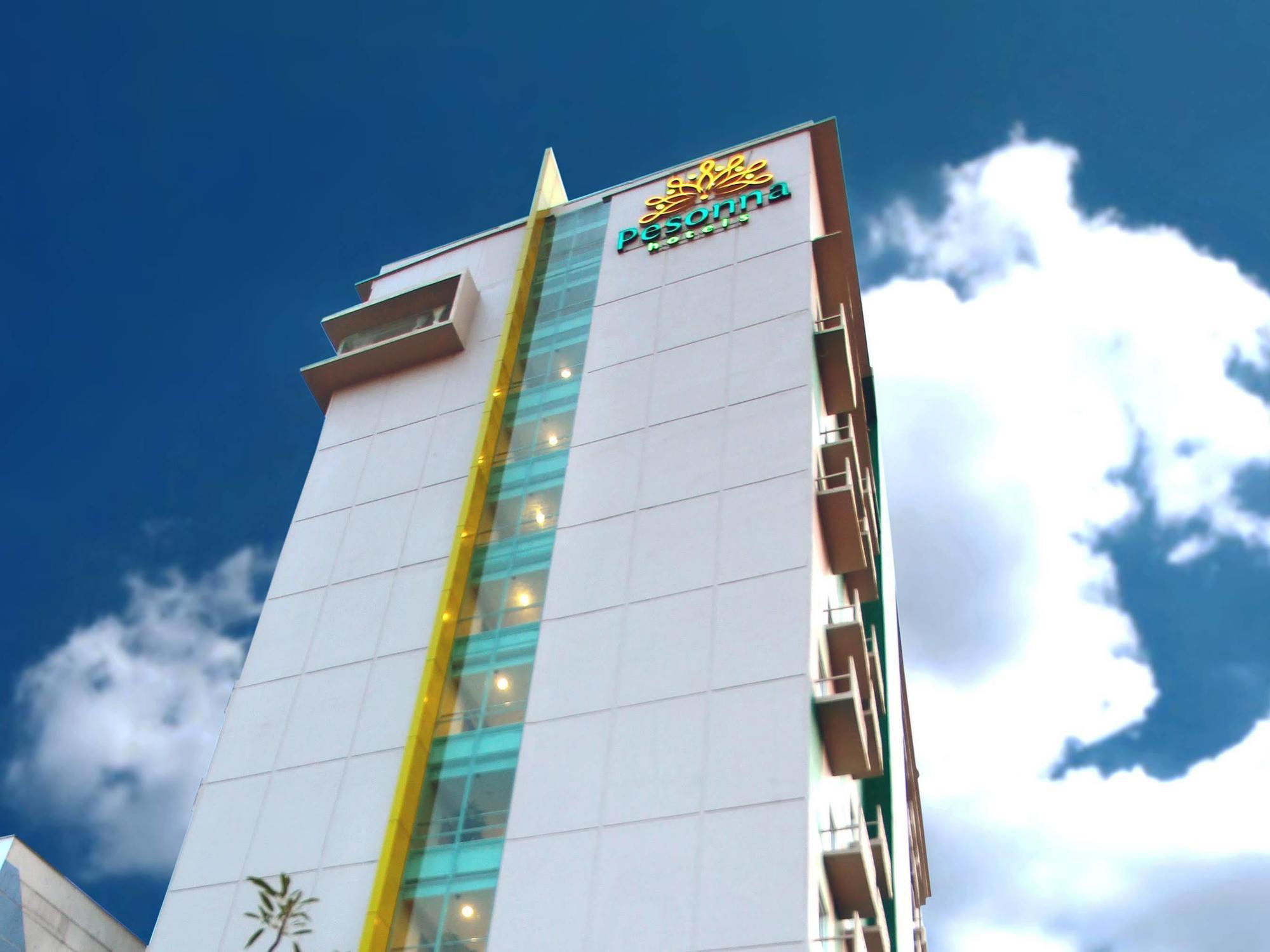 Khas Pekanbaru Hotel Extérieur photo